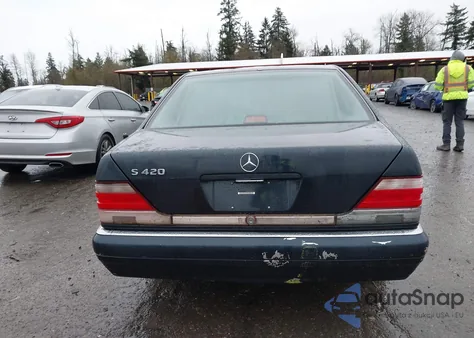 1998 Mercedes-Benz S 420 z USA, uszkodzony, nr VIN WDBGA43G8WA403317